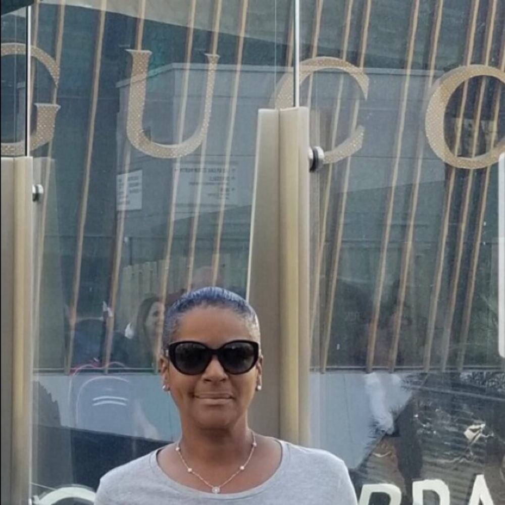 Meet your Posher, Donna